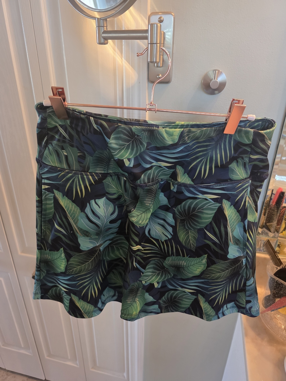 VOGO Athletica Green Blue Tropical Print Active Top